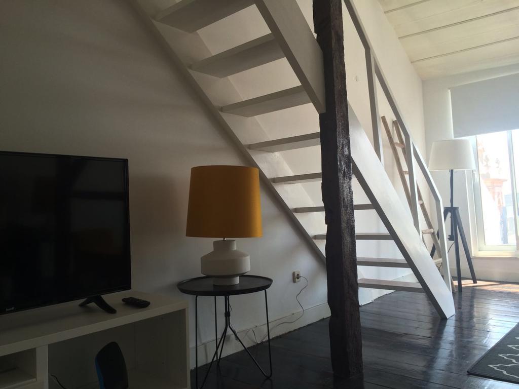 A Terrace On A Topfloor With A View Lisbon Exterior photo